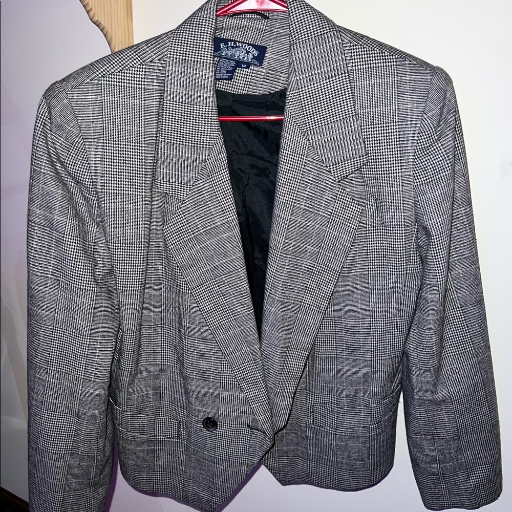 Black and White Women’s Suit Jacket